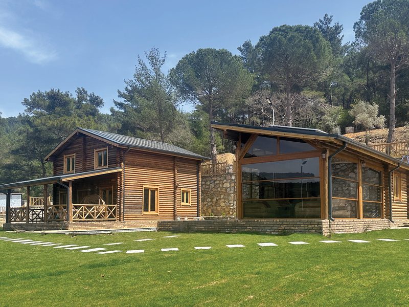 Kütük Ev 100 + 20 m², Ahşap Kış Bahçesi 50 m² Torbalı / İZMİR