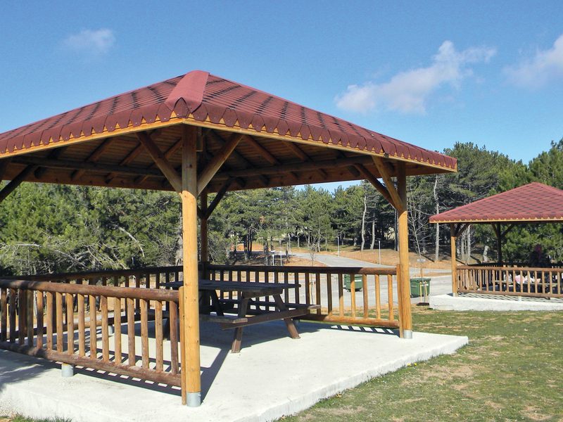 Ahşap Kamelya 400x400 cm