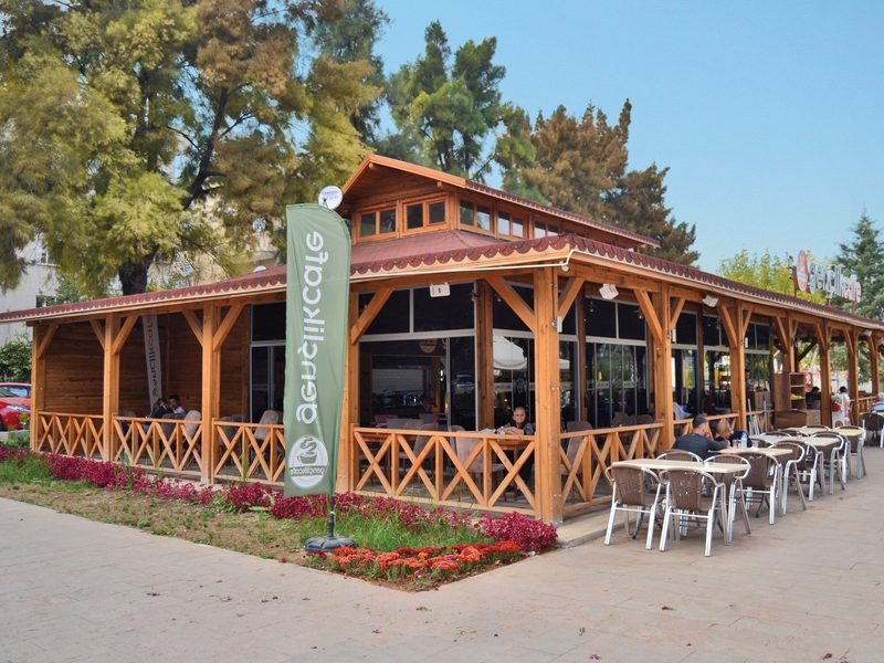 Ahşap Kafeterya 140 + 120 m² Şehzadeler / MANİSA
