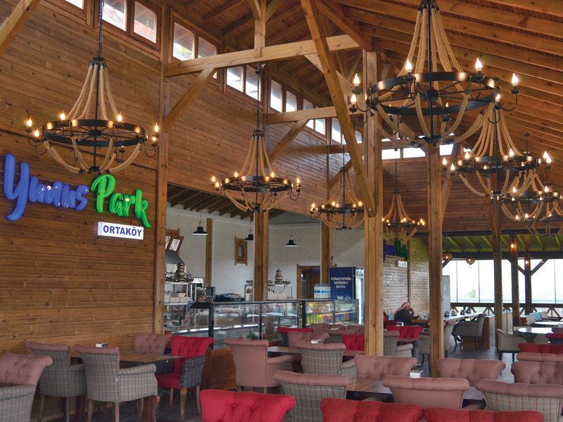 Yunuspark Ahşap Restoran Ortaköy / MANİSA